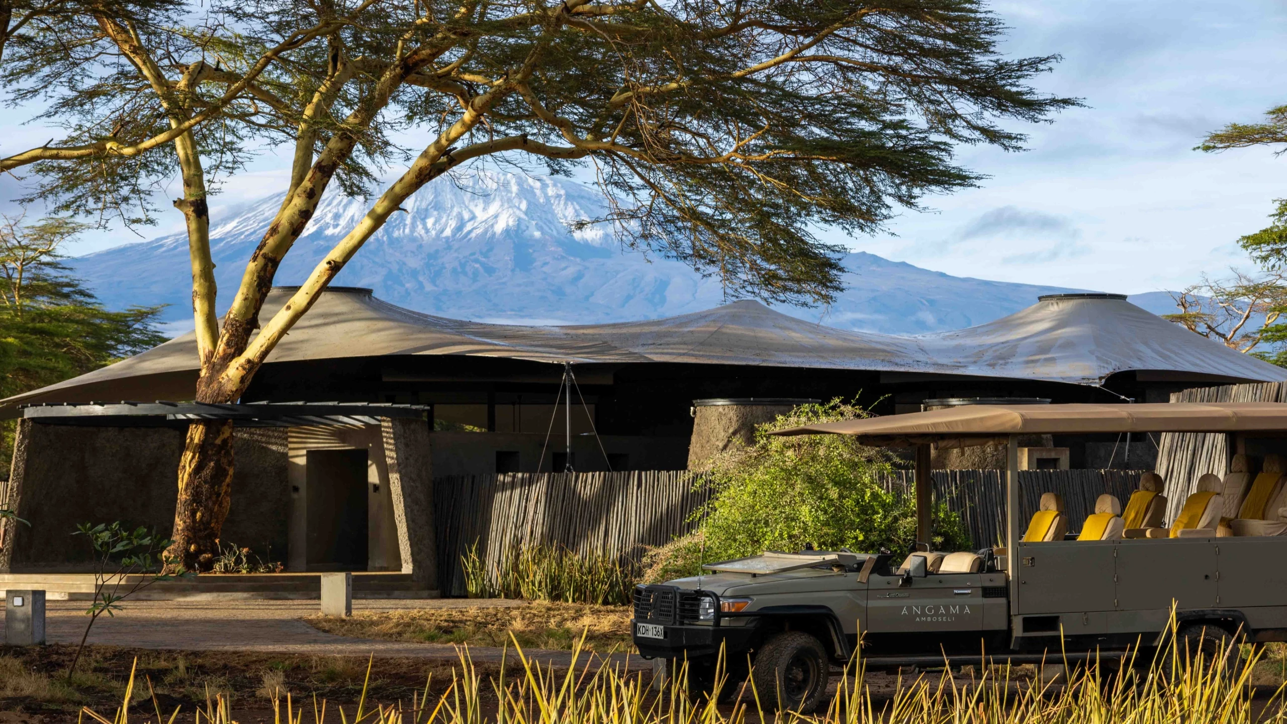 Safari lodge with parked vehicle