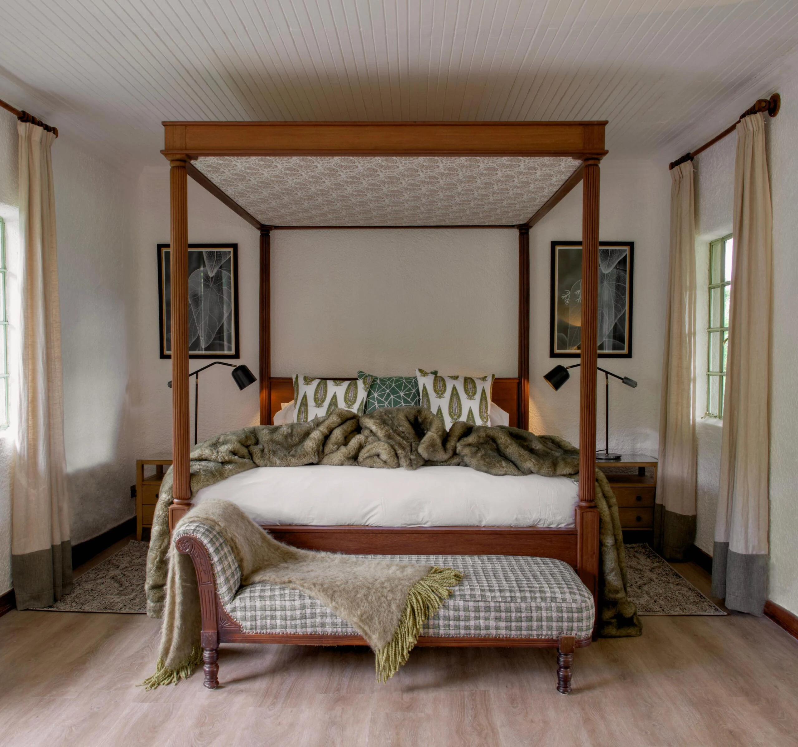 Canopy bedroom