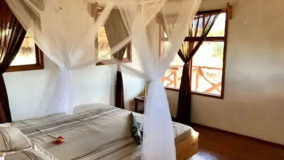 Eco Camp Elevated Room bedroom