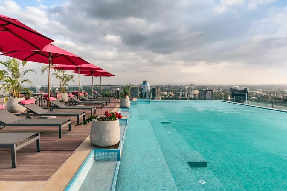Rooftop infinity pool and city outlook
