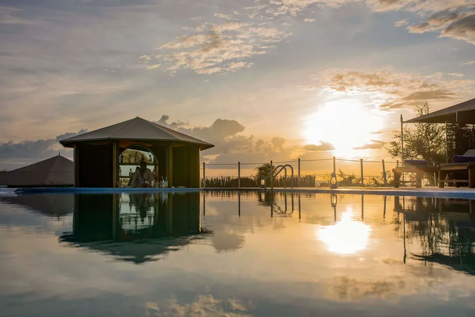 Arukore pool/bar