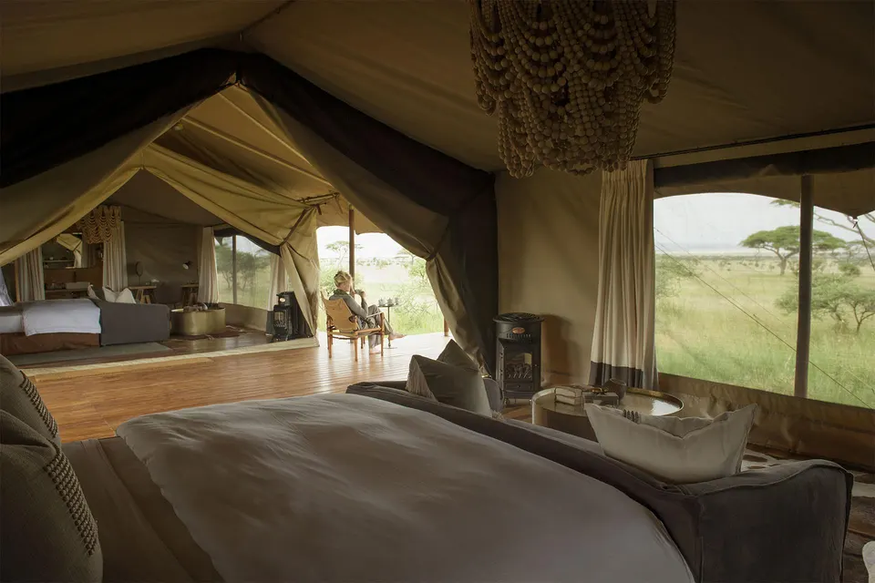 Siringit Serengeti family tent bedroom