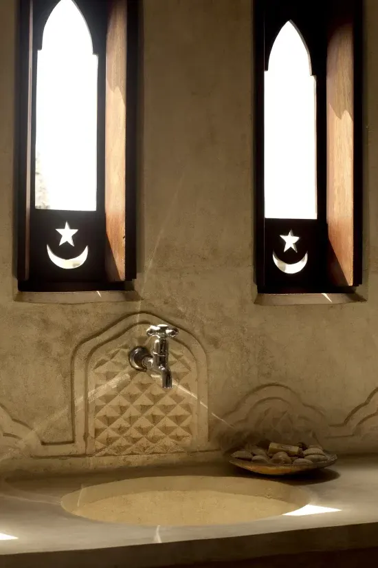 Lamu House bathroom window detail