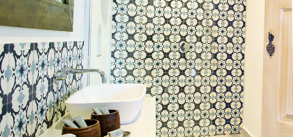 Bathroom detail
