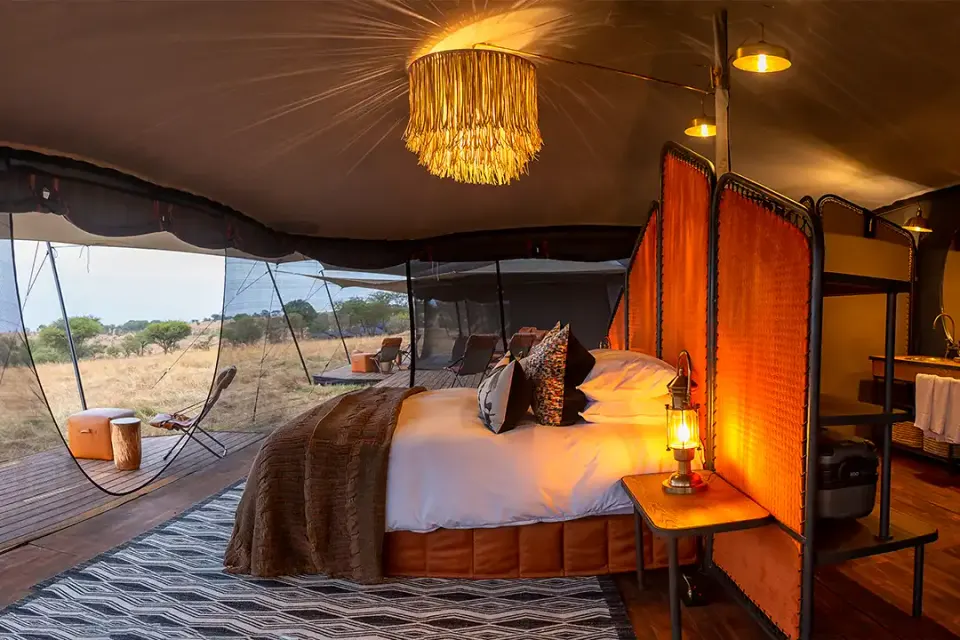 Siringit Migration Camp guest tent