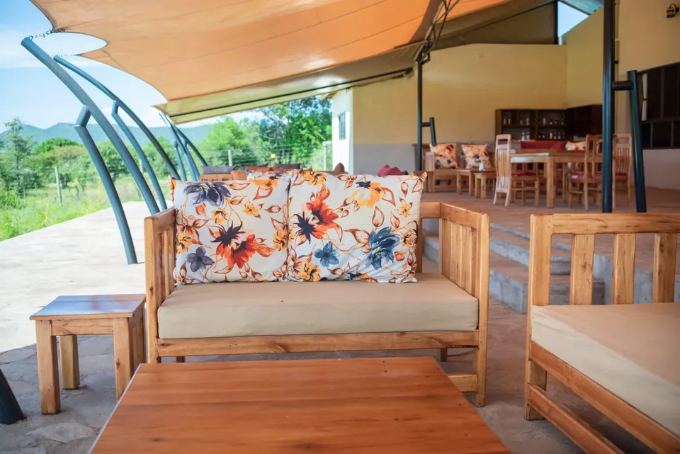 Olorien open-sided lounge and dining area