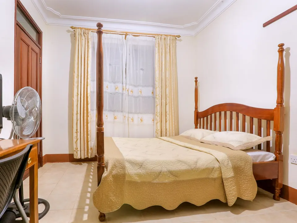 Nile Hotel Jinja photograph
