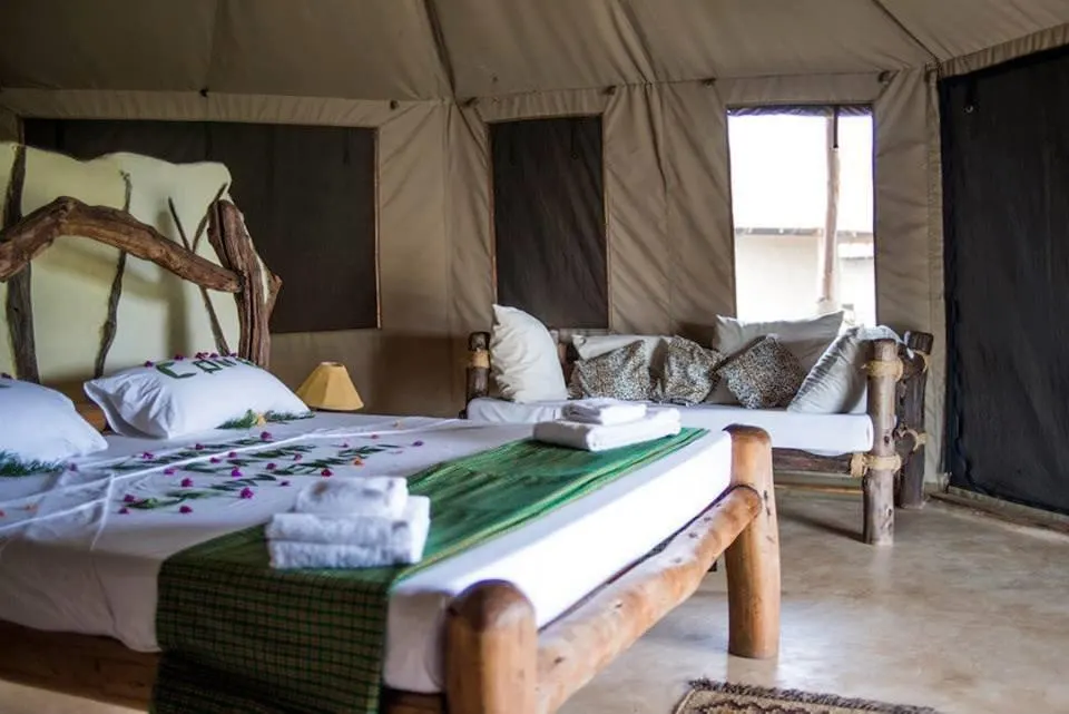 Osteria Swara tent bedroom in December 2016 article