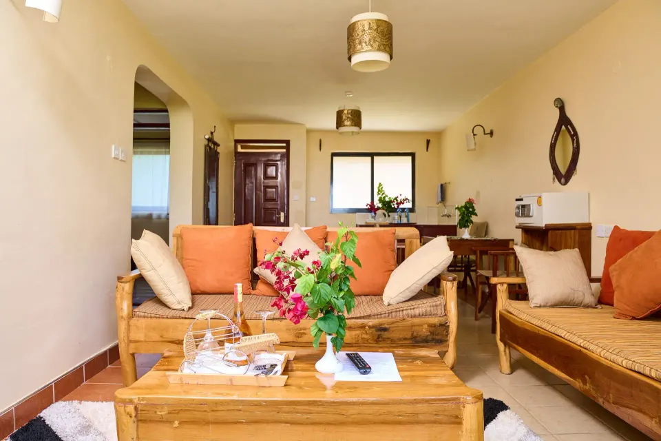 Pelican Family Deluxe shared living room