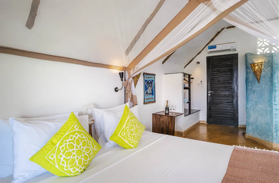 Ocean suite bedroom