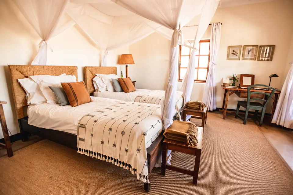Sosian Lodge guest bedroom