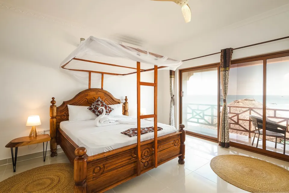 King Suite room with ocean-facing balcony