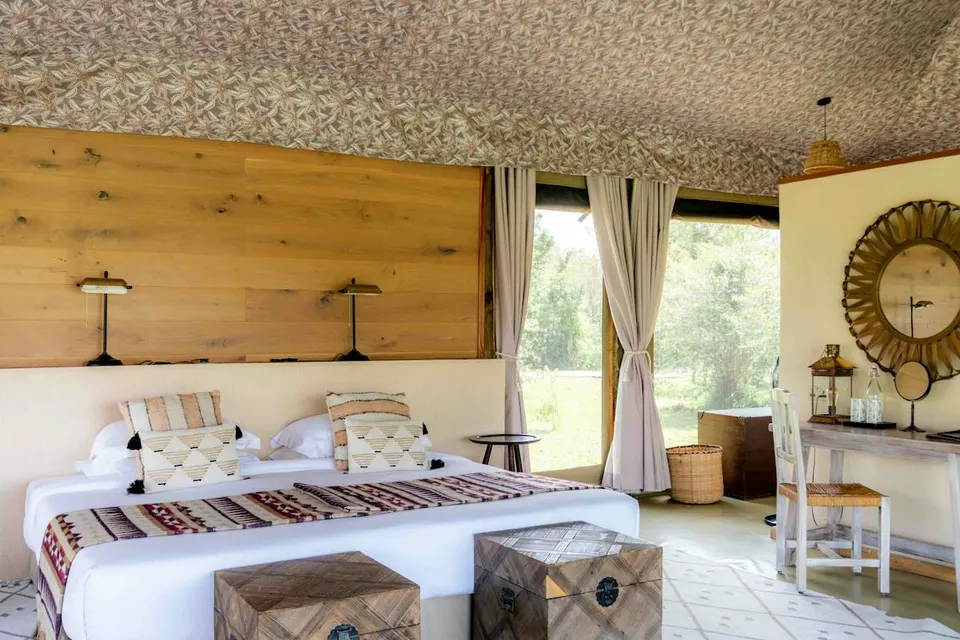 Entim Private double-bed tent interior