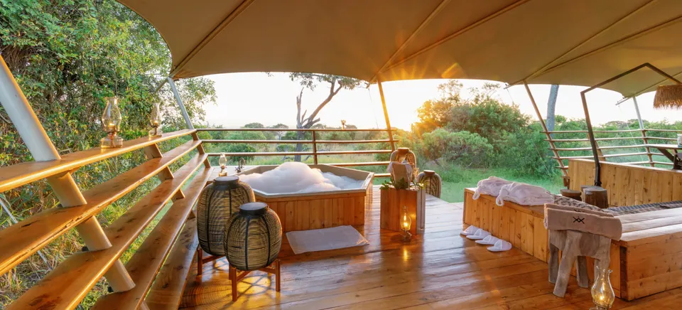 Serengeti Bushtops private hot tub