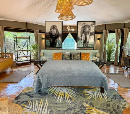 Olkinyei tent bedroom with open outlook
