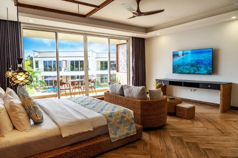 Blue Ocean Premium Partial Sea View bedroom