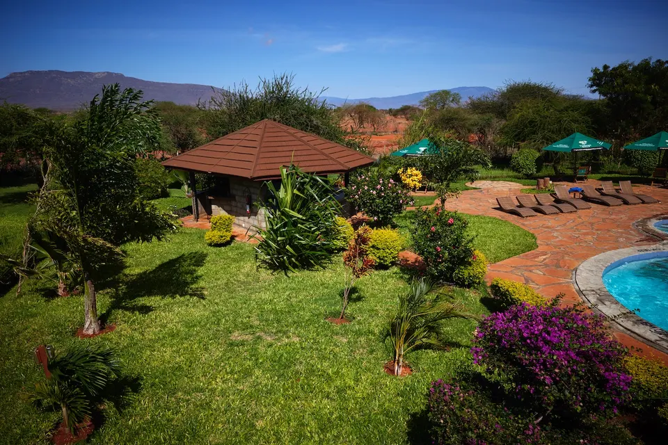 Ngutuni grounds and swimming pool