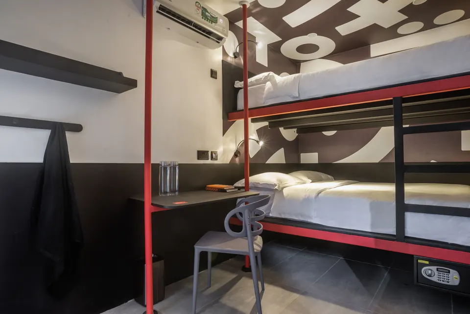 Boxo Standard Quad king-sized bunks