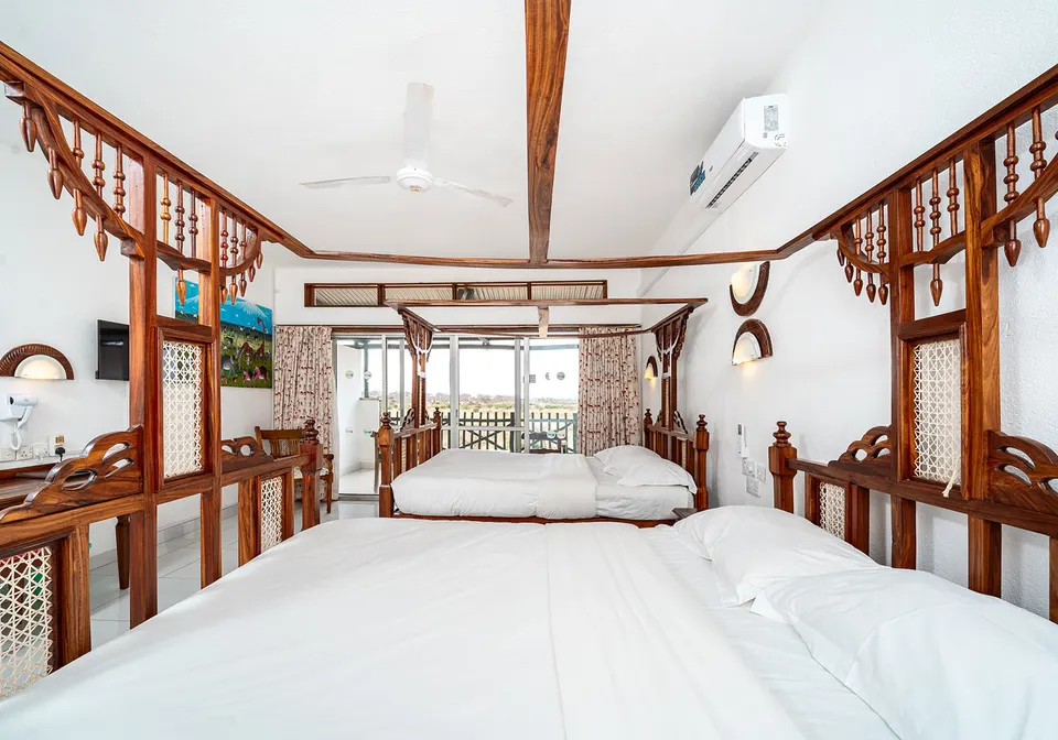 Voi Wildlife Lodge room