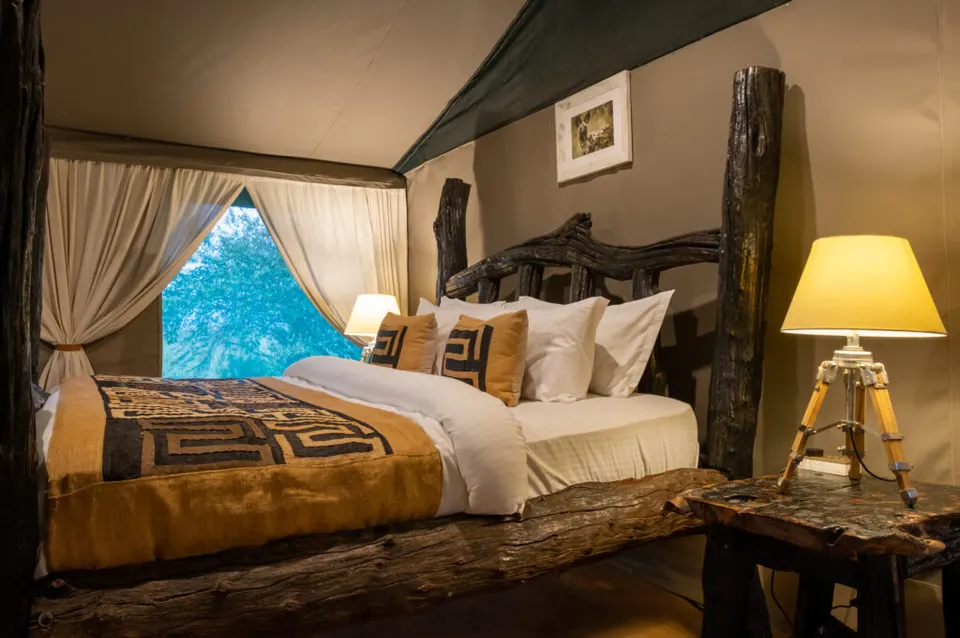 Enkakenya Director’s Tent bedroom