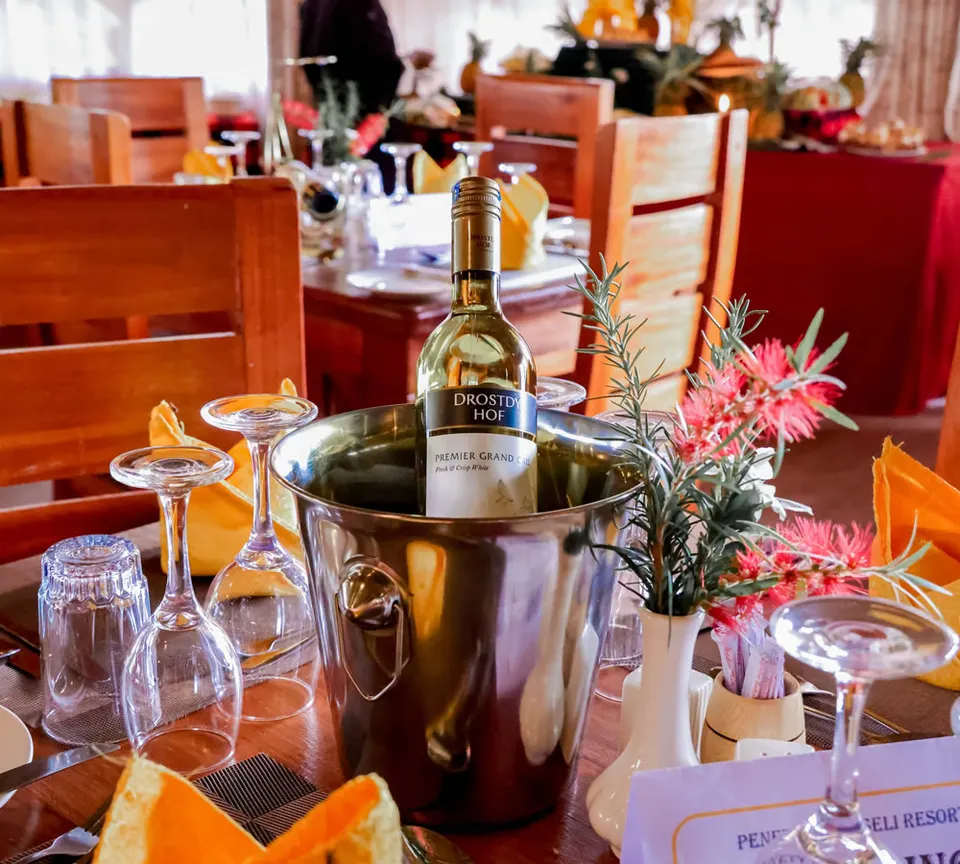 Penety Amboseli Resort restaurant table setting