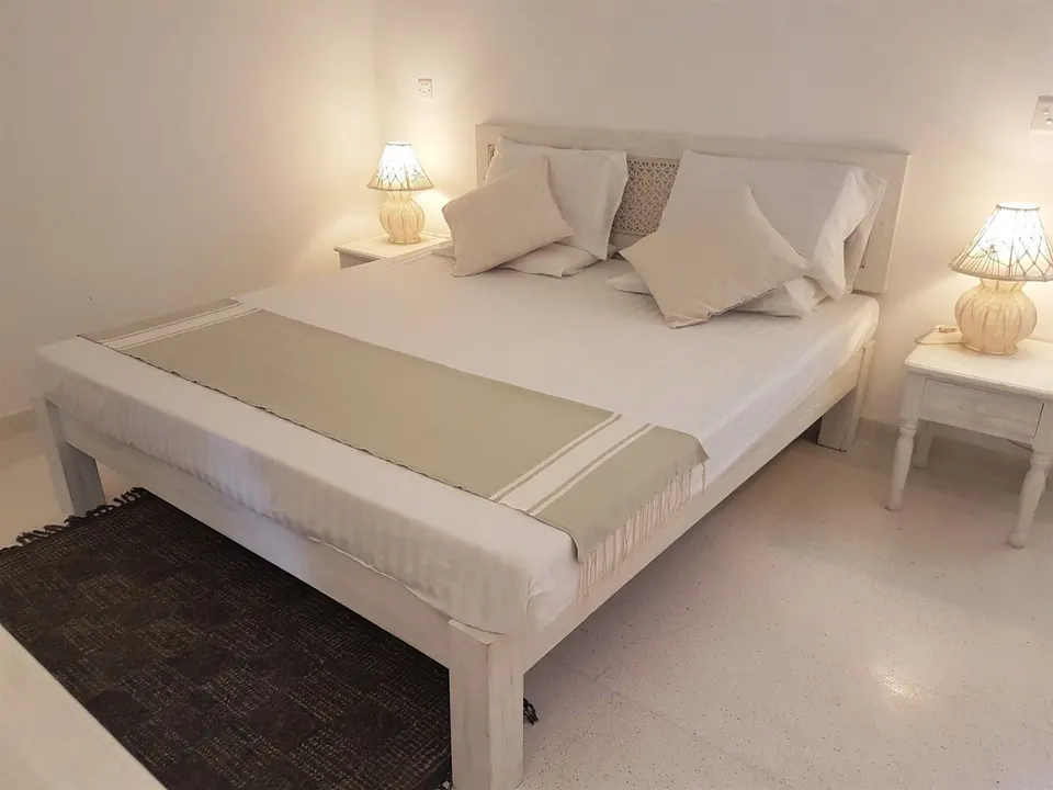 Royal Palm bedroom interior