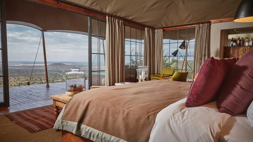 Lodo Springs bedroom and veranda outlook