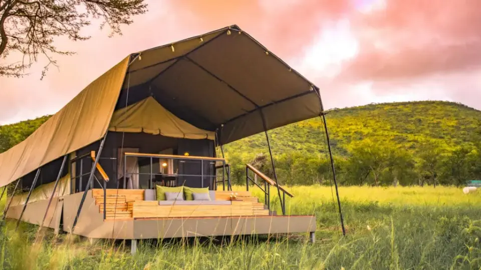 Dunia guest-tent exterior