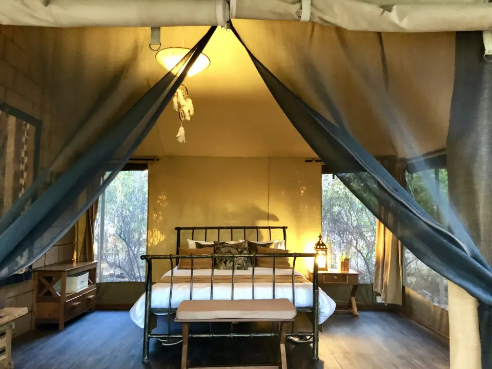 Double Guest Tent bedroom