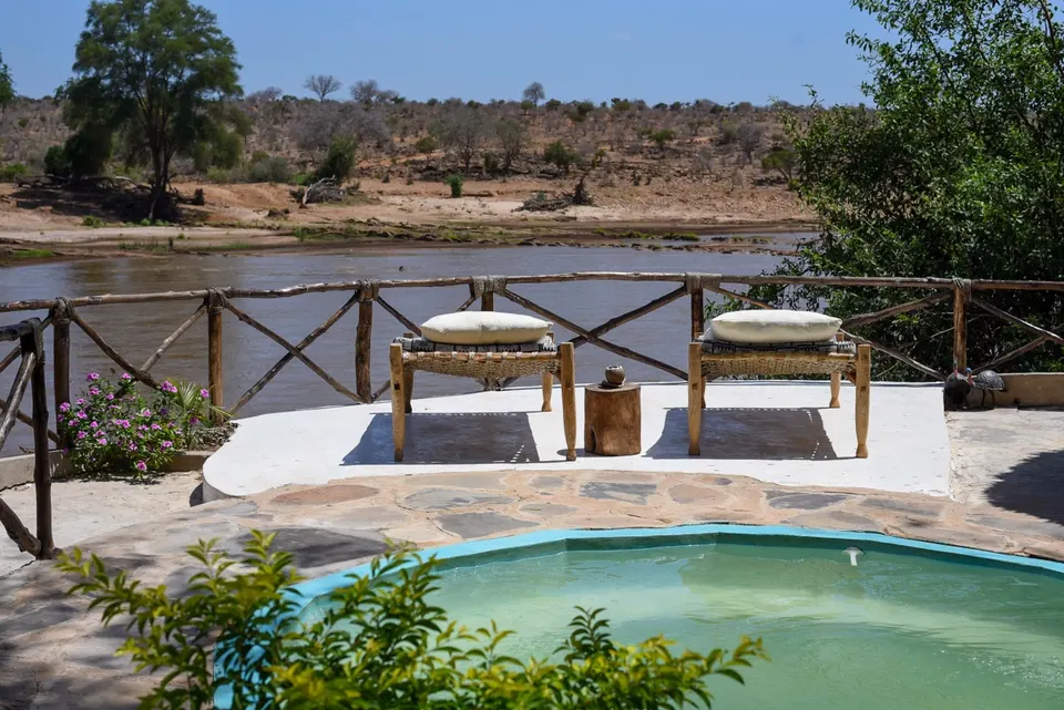 Kulalu Camp small pool and river deck