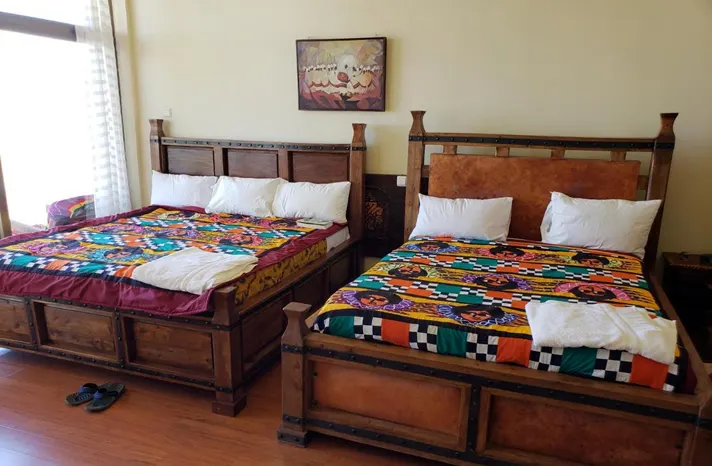 Top Twelve Hotel photograph