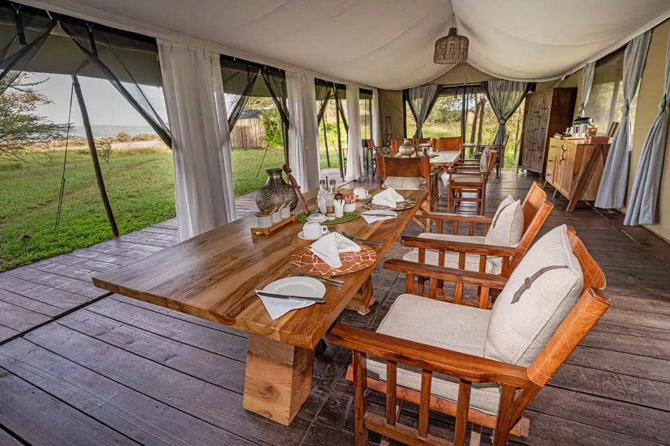 Ewanjan shared lounge and dining area