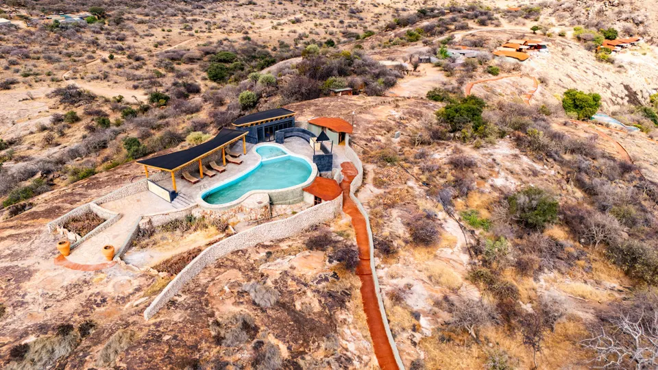 Shared pool and hillside setting