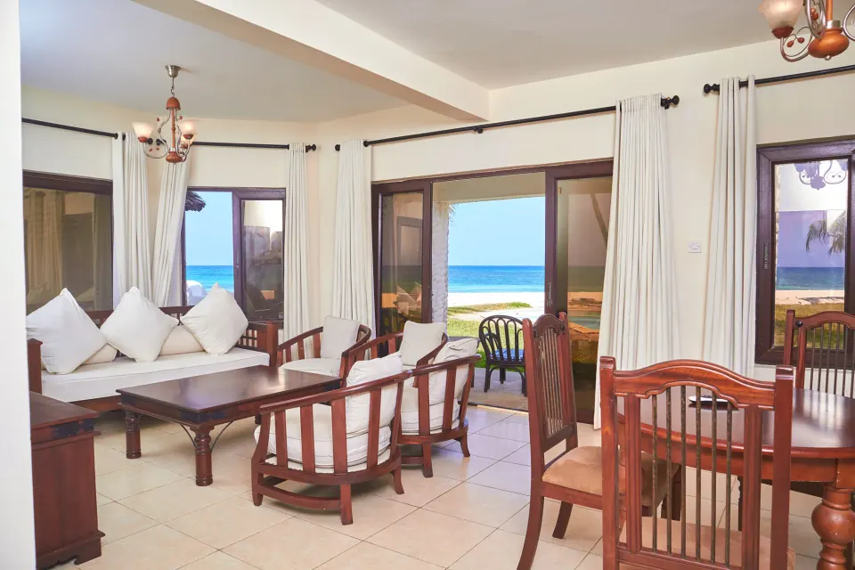 Jacaranda Indian Ocean Beach Resort room seating area