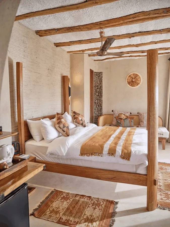 Suite bedroom