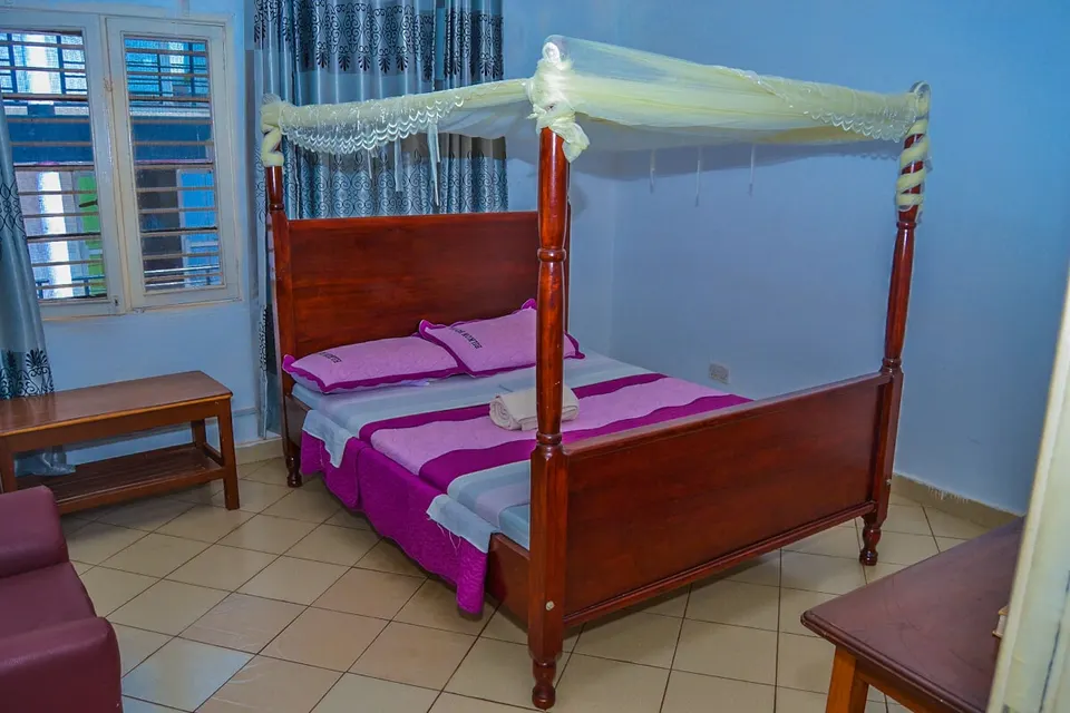 Bilkon Hotel Jinja photograph