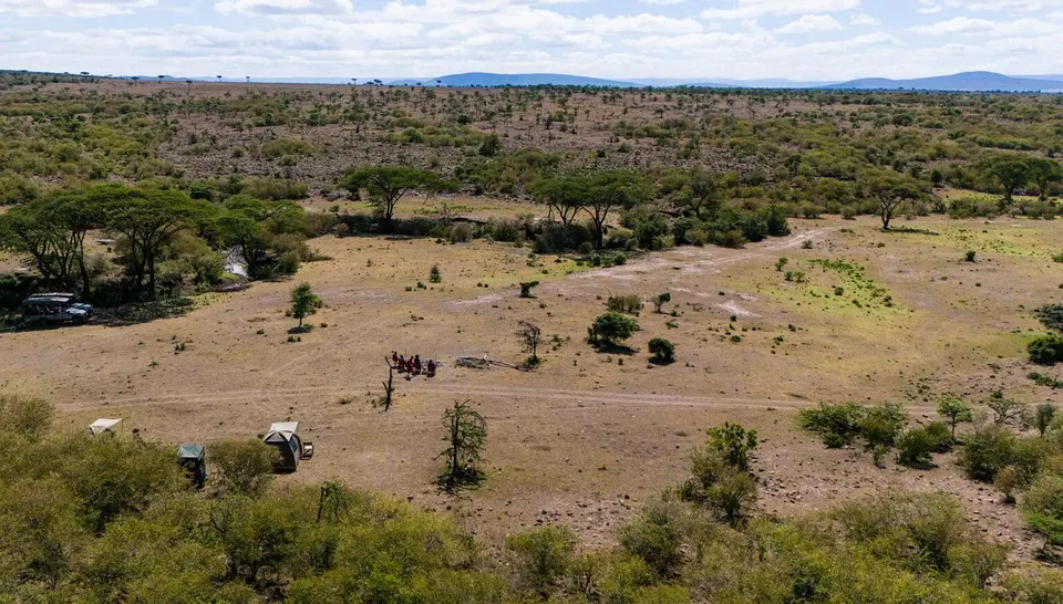Mobile camp aerial setting