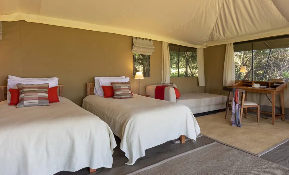 Kicheche Mara North twin-bed tent interior