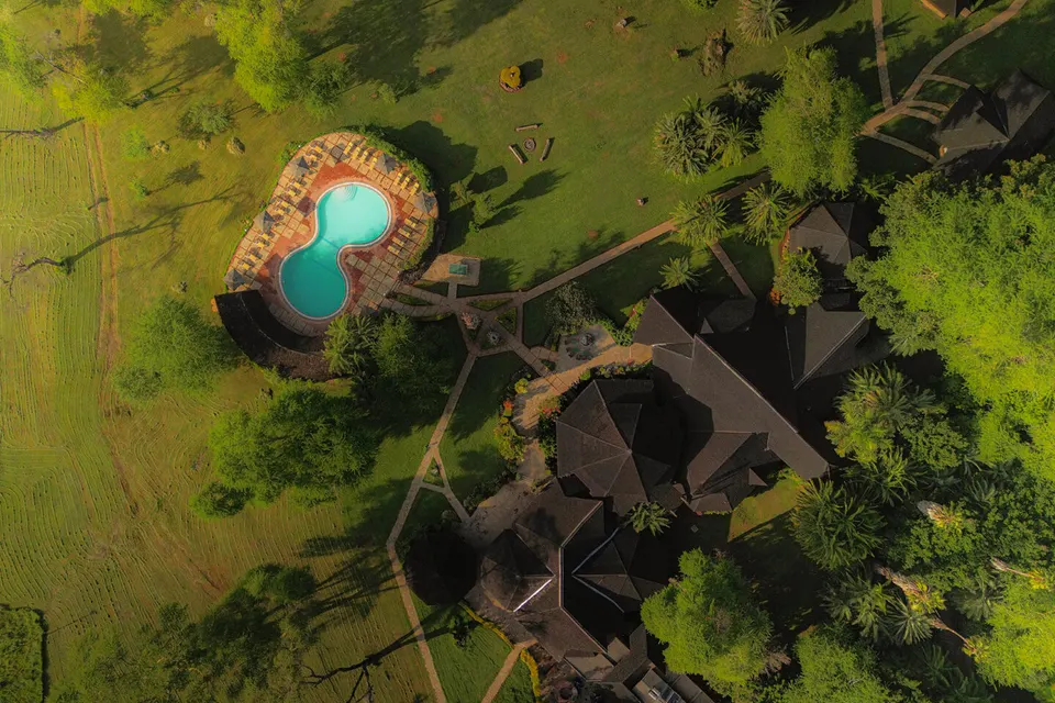 Ol Tukai shared pool and grounds from above