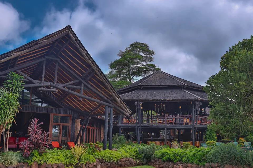Ol Tukai main lodge and bar exterior