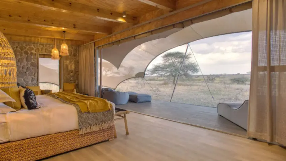 Namiri Plains tented-suite interior
