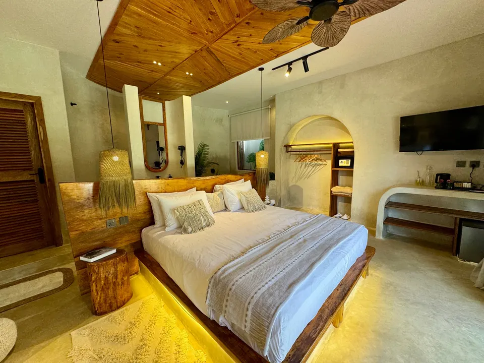 Bungalow bedroom