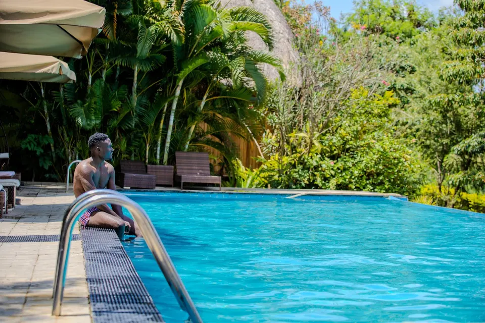 Infinity pool at the lodge