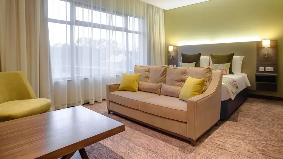 Tamarind Tree Junior Suite
