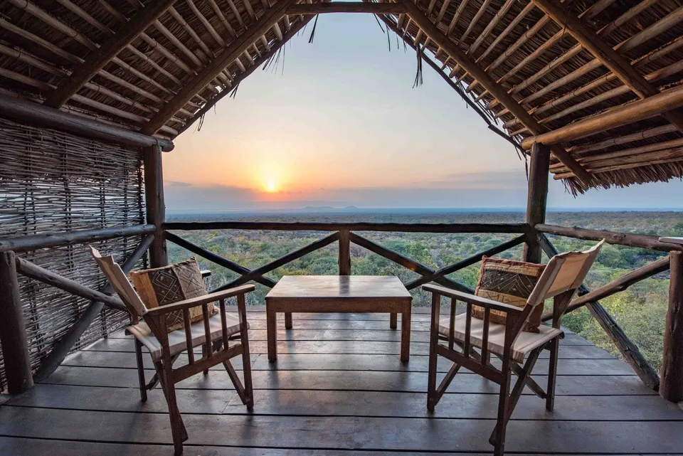 Maweninga private tent terrace