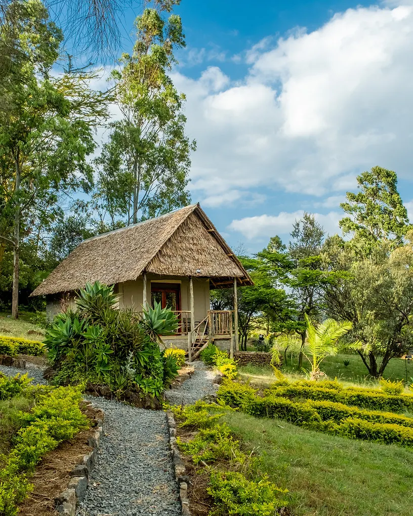 Maili Saba Double Banda exterior