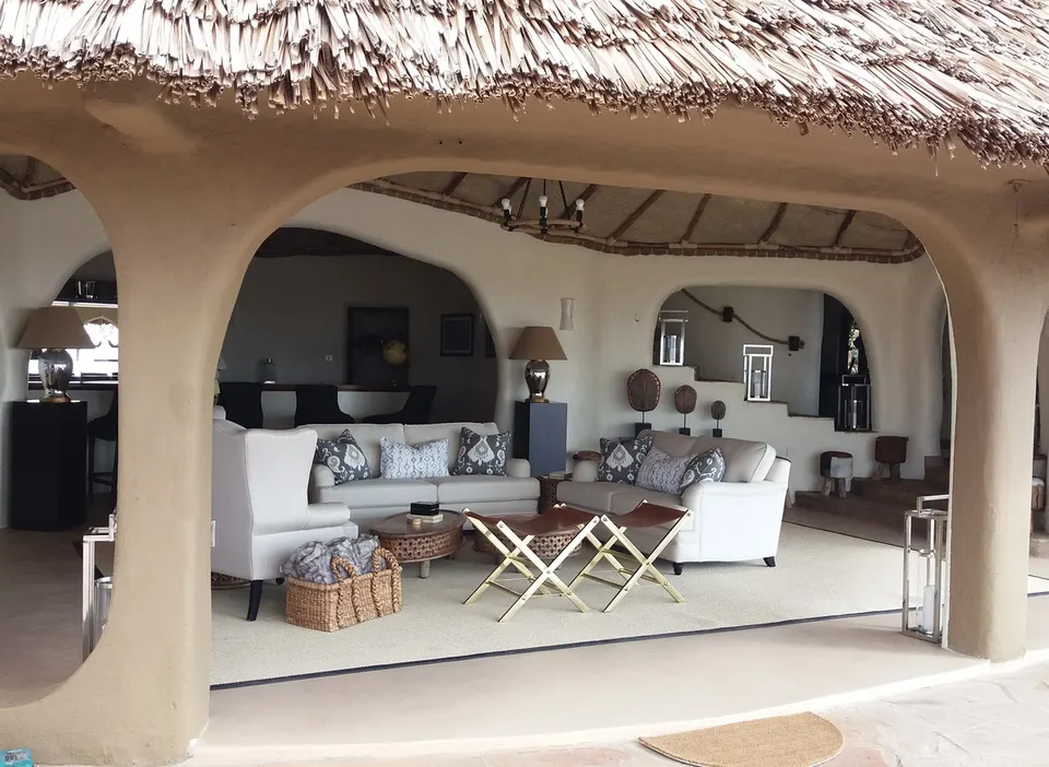Olarro Plains lounge