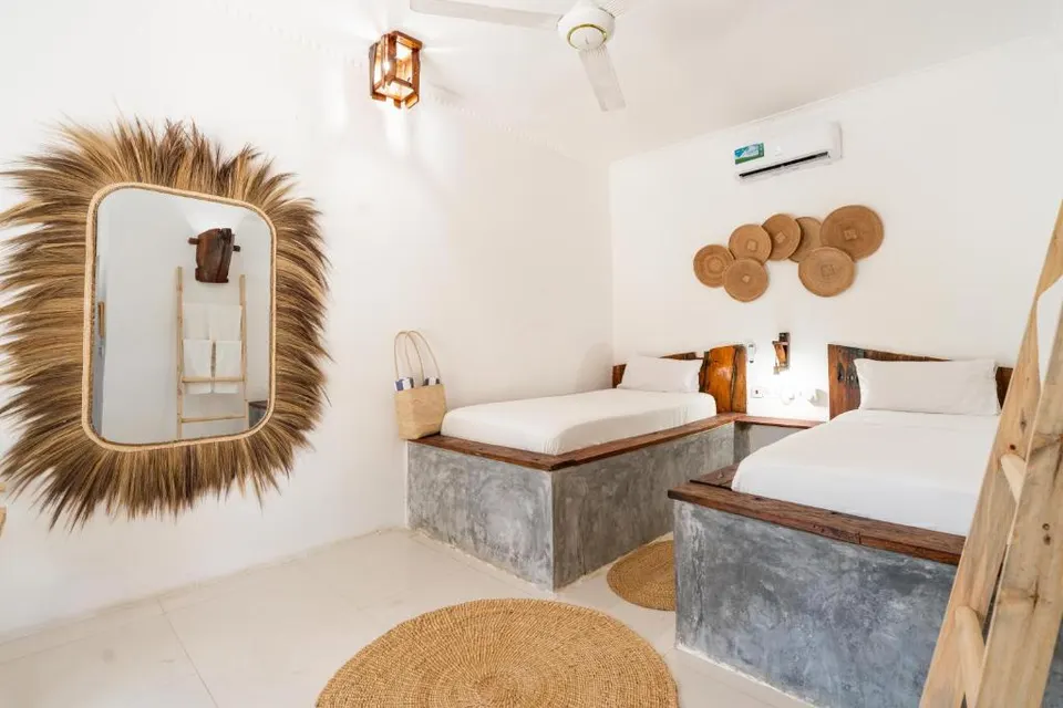 Twin Garden Suite bedroom