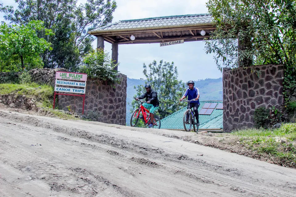 Lake Mulehe Safari Lodge photograph