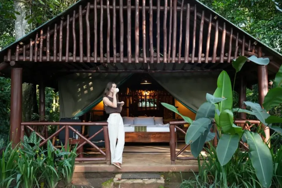 Thatched restaurant building entrance